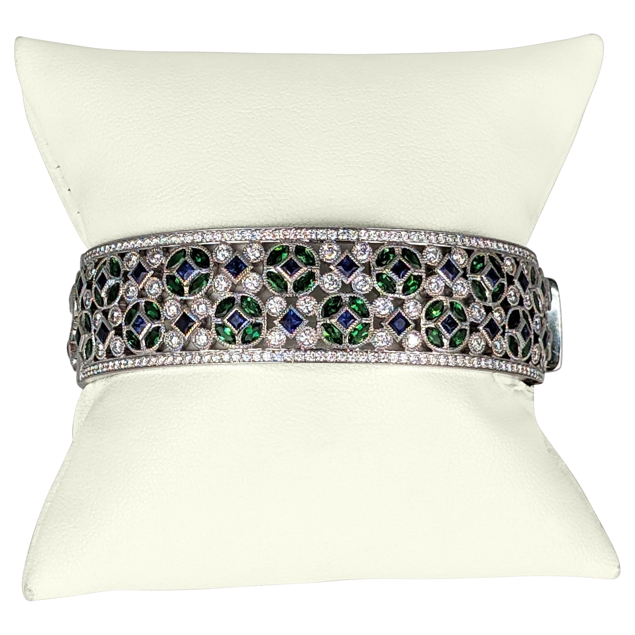 Exquisite Multi-Gem Bracelet in 18K White Gold – 5.70 CT Diamonds, 104 Emeralds & 52 Blue Sapphires